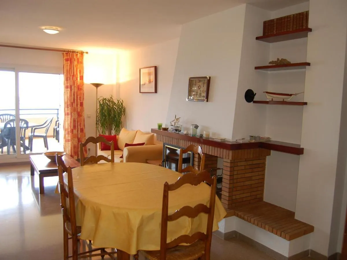 Appartamento Maritim II Apartamento A 1ª Linea De Mar Delante De La Playa Del Port De Llanca. - Es-228-84