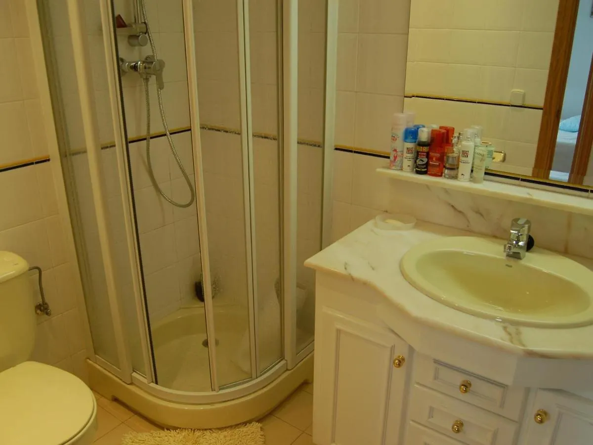 Maritim II Apartamento A 1ª Linea De Mar Delante De La Playa Del Port De Llanca. - Es-228-84 Llanca